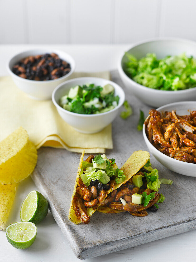 Pulled chicken tacos