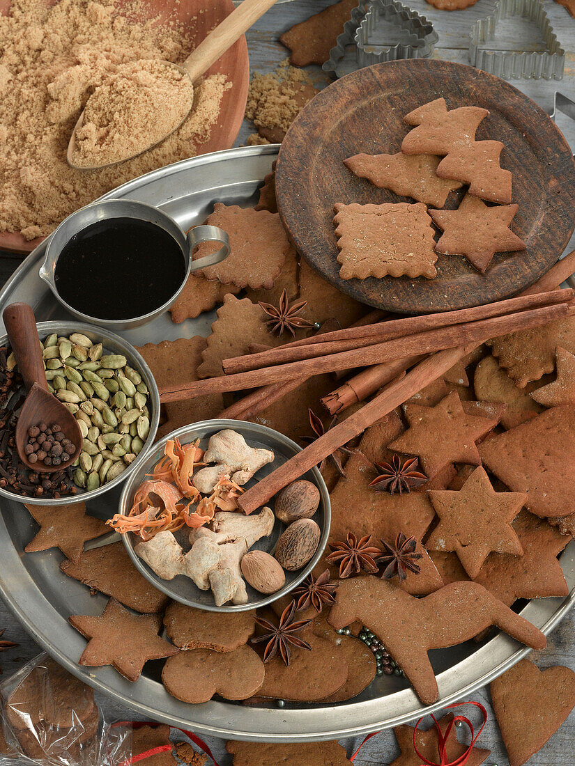 Gingerbread cookies and Gingerbread Spices