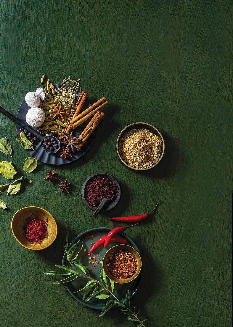 Gewürze - Räucherpaprika, Sumach, Dukka, Chiliflocken, Bouquet garni