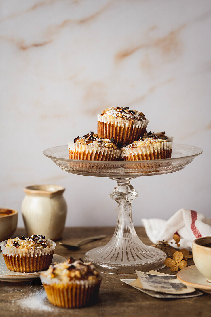 Apple crumble muffins