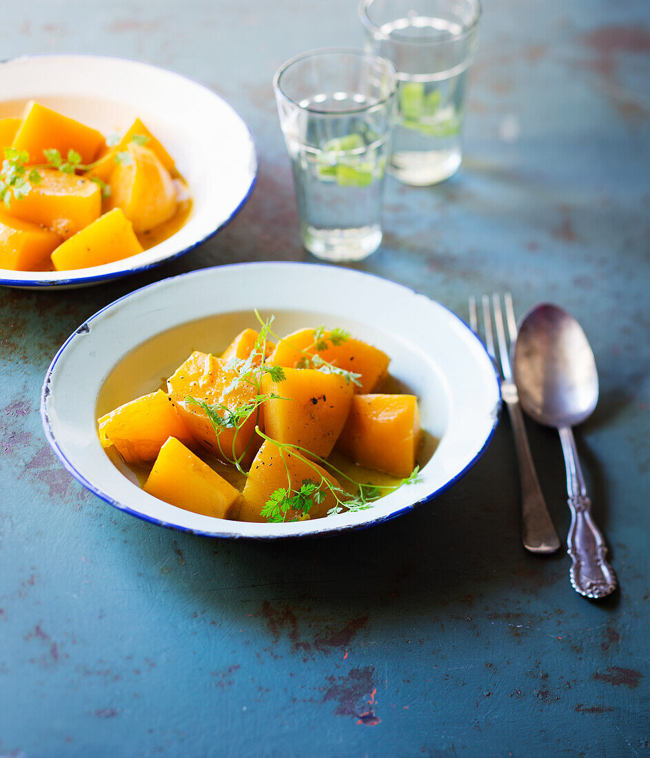 Tajine with golden turnips