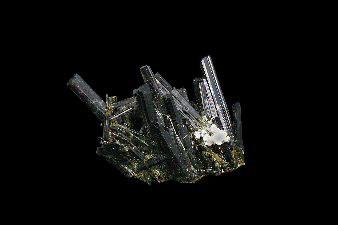 Epidote crystals