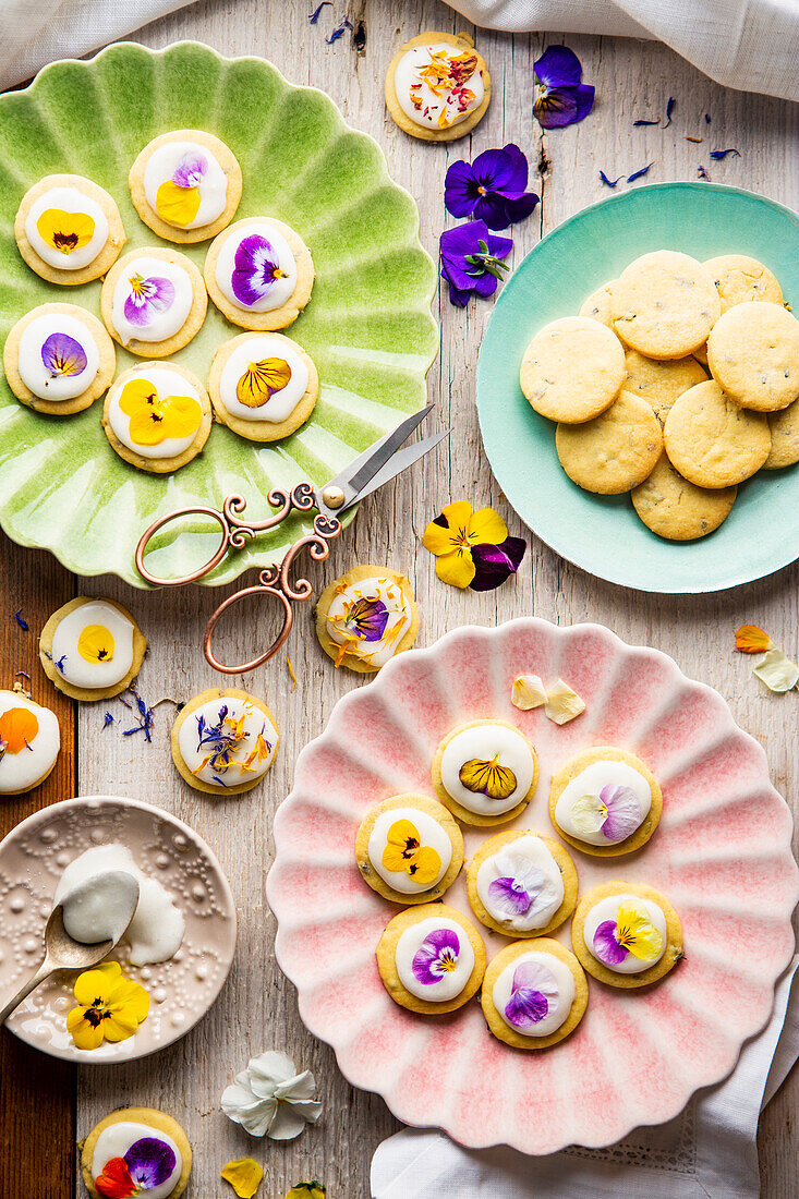 Lavender shortbread cookies with lemon glaze and flowers