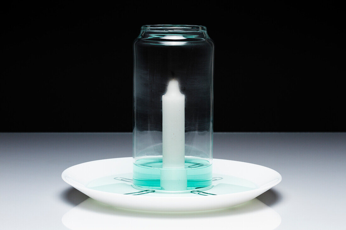 Candle under glass experiment