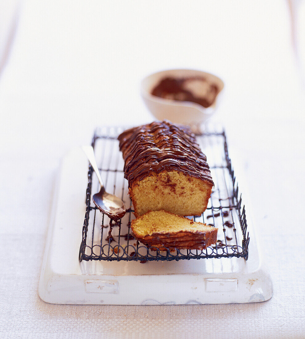 Jaffa drizzle loaf cake