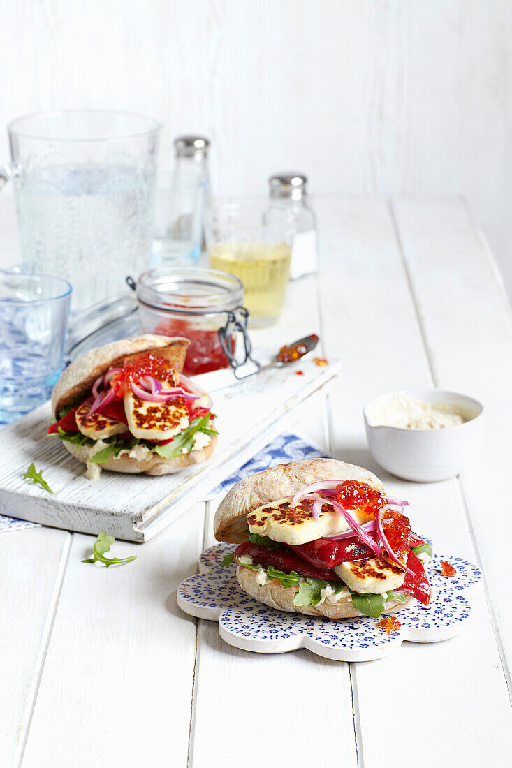 Halloumi sandwich with roasted peppers
