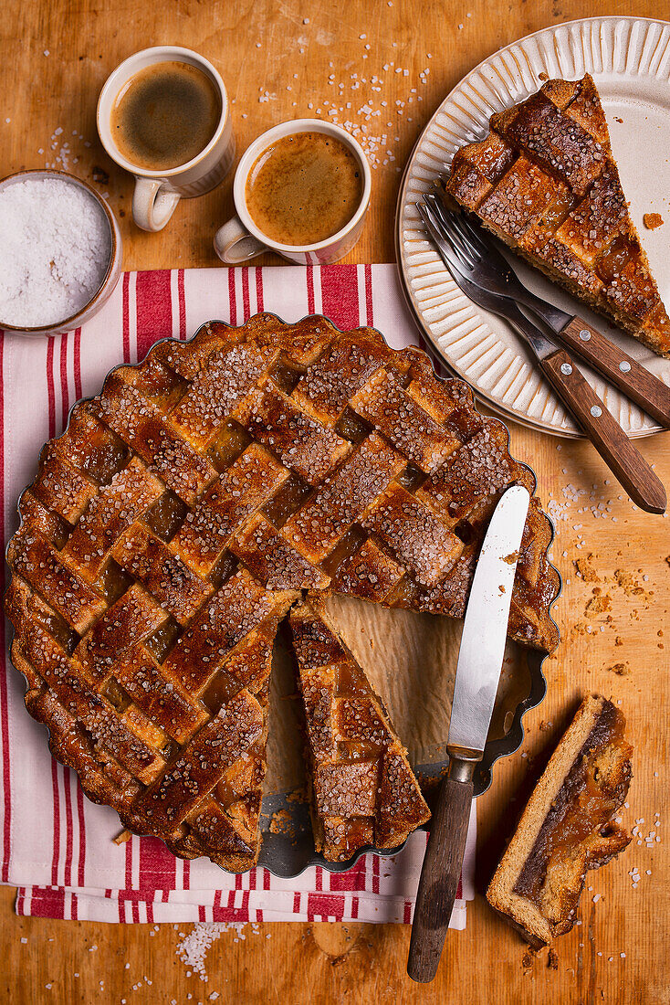 Rustikaler Apfelkuchen mit Schokoladenschicht