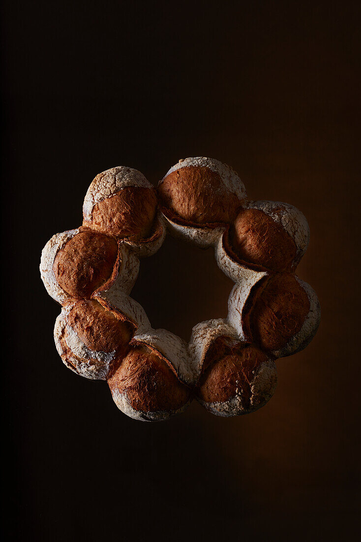 Couronne Bordelaise (French crown bread)