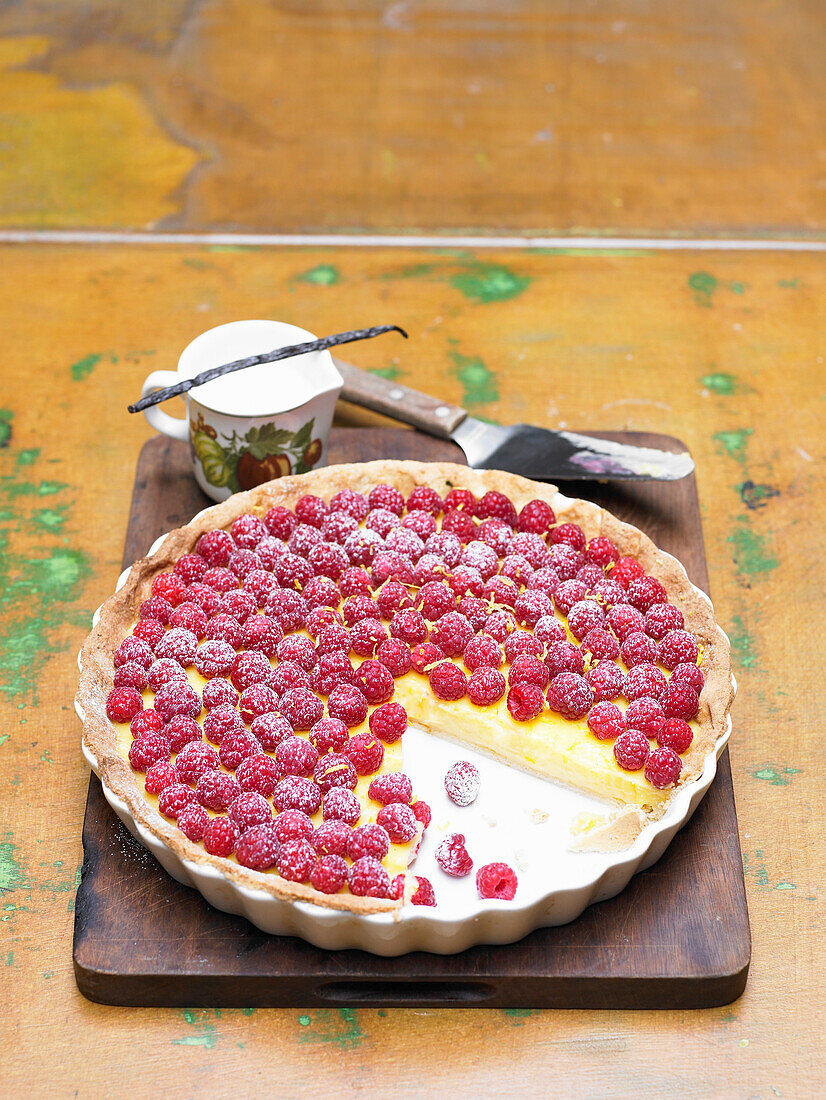 lemon and raspberry tart