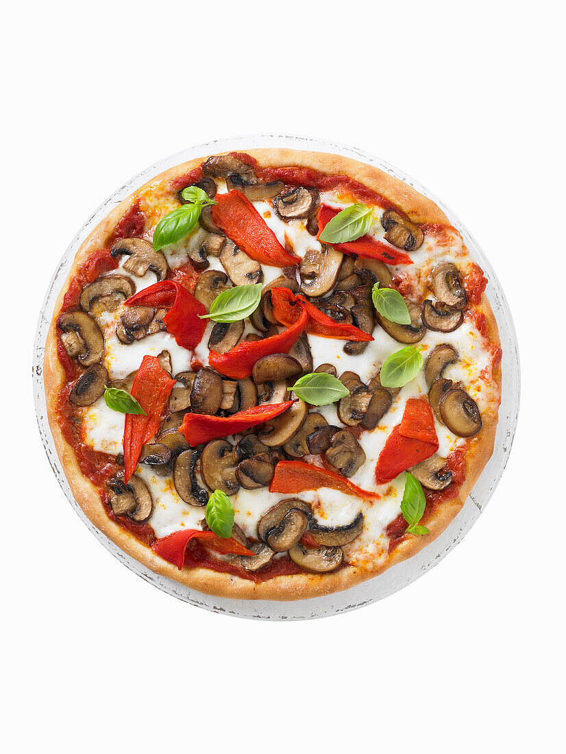 Pizza with mushrooms and piquillo peppers