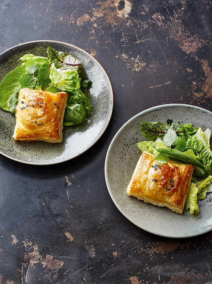 Goat's cheese wrapped in puff pastry