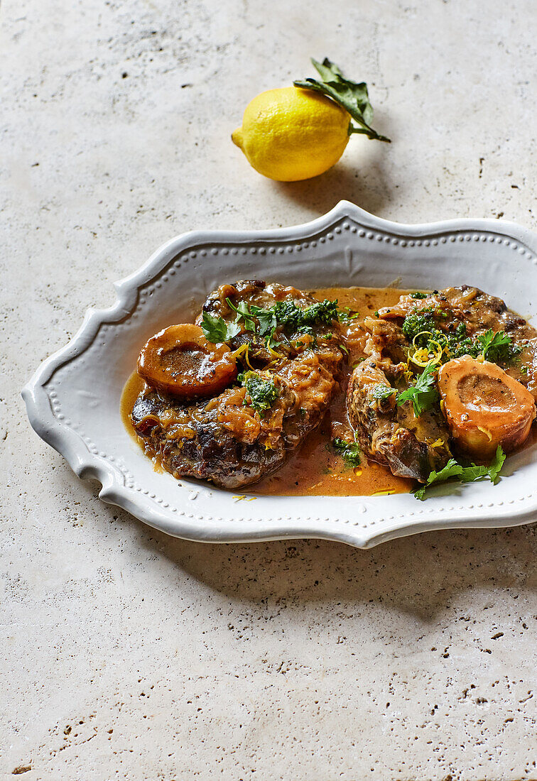 Ossobuco alla milanese (Braised veal shank slices from Northern Italy)