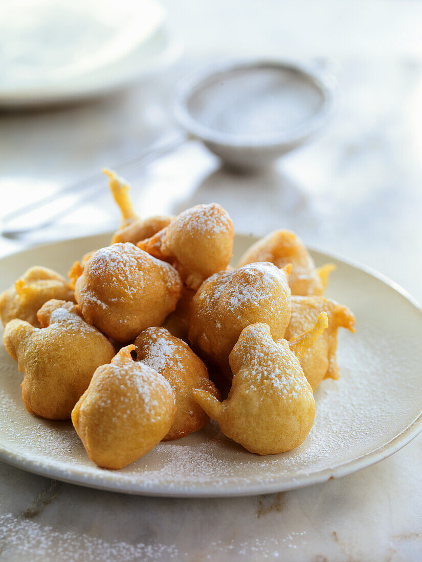 Bunuelitos (Spanish doughnuts)