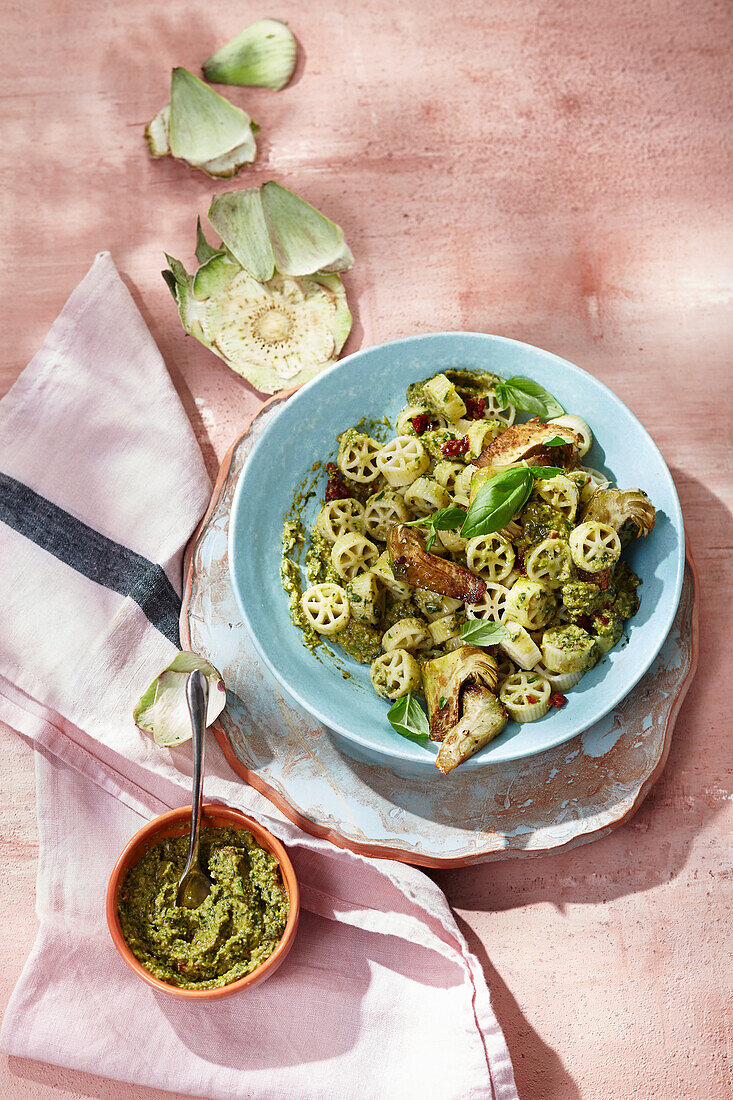 Ruote with pesto trapanese and fried artichokes (Italy)