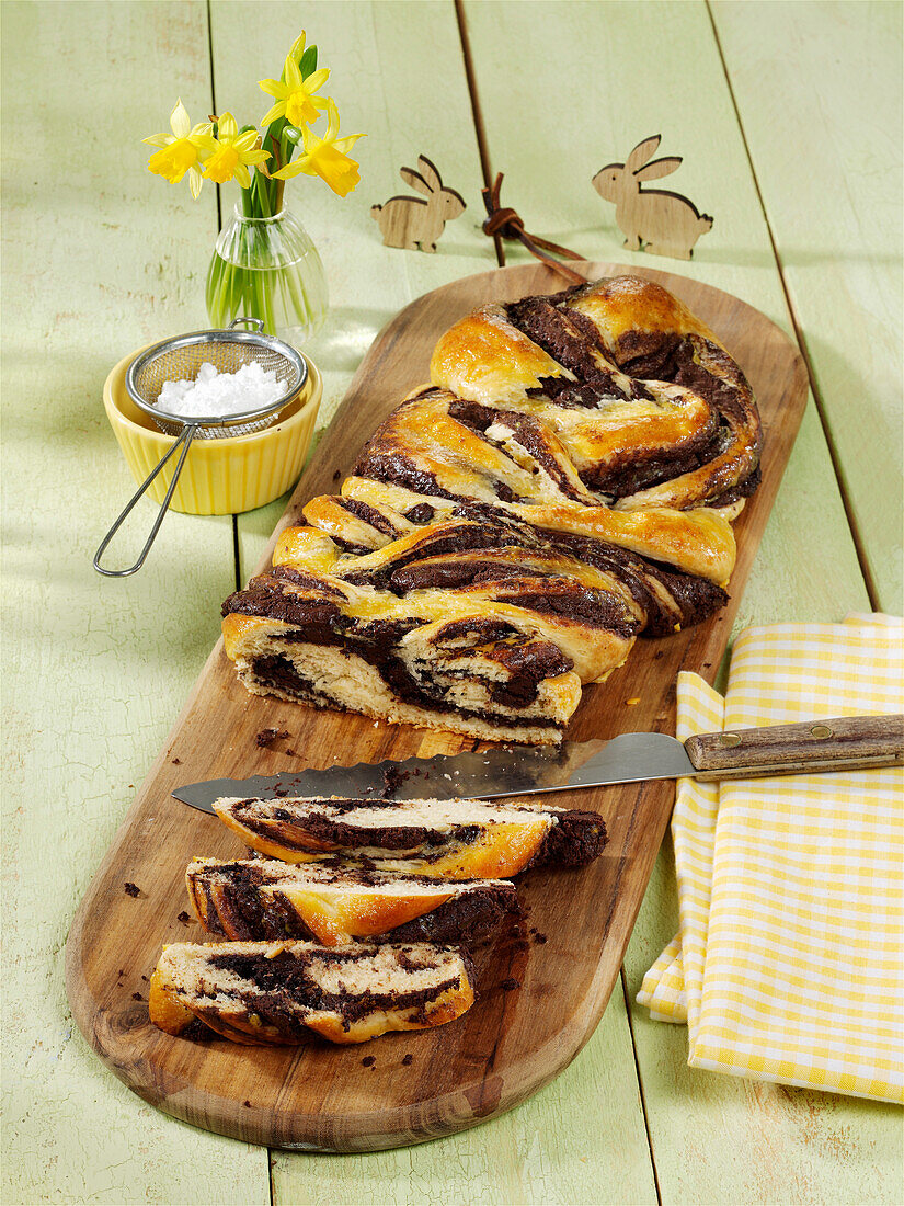 Chocolate bread plait for Easter
