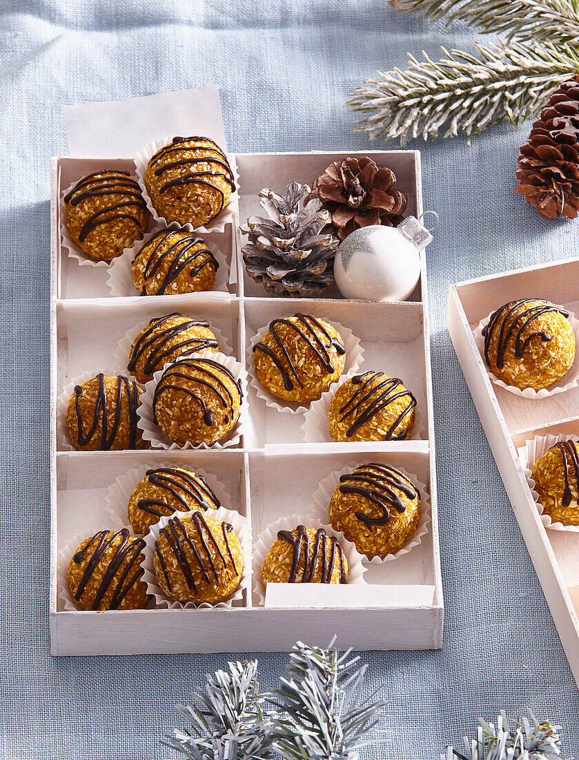 Baked pumpkin and coconut balls