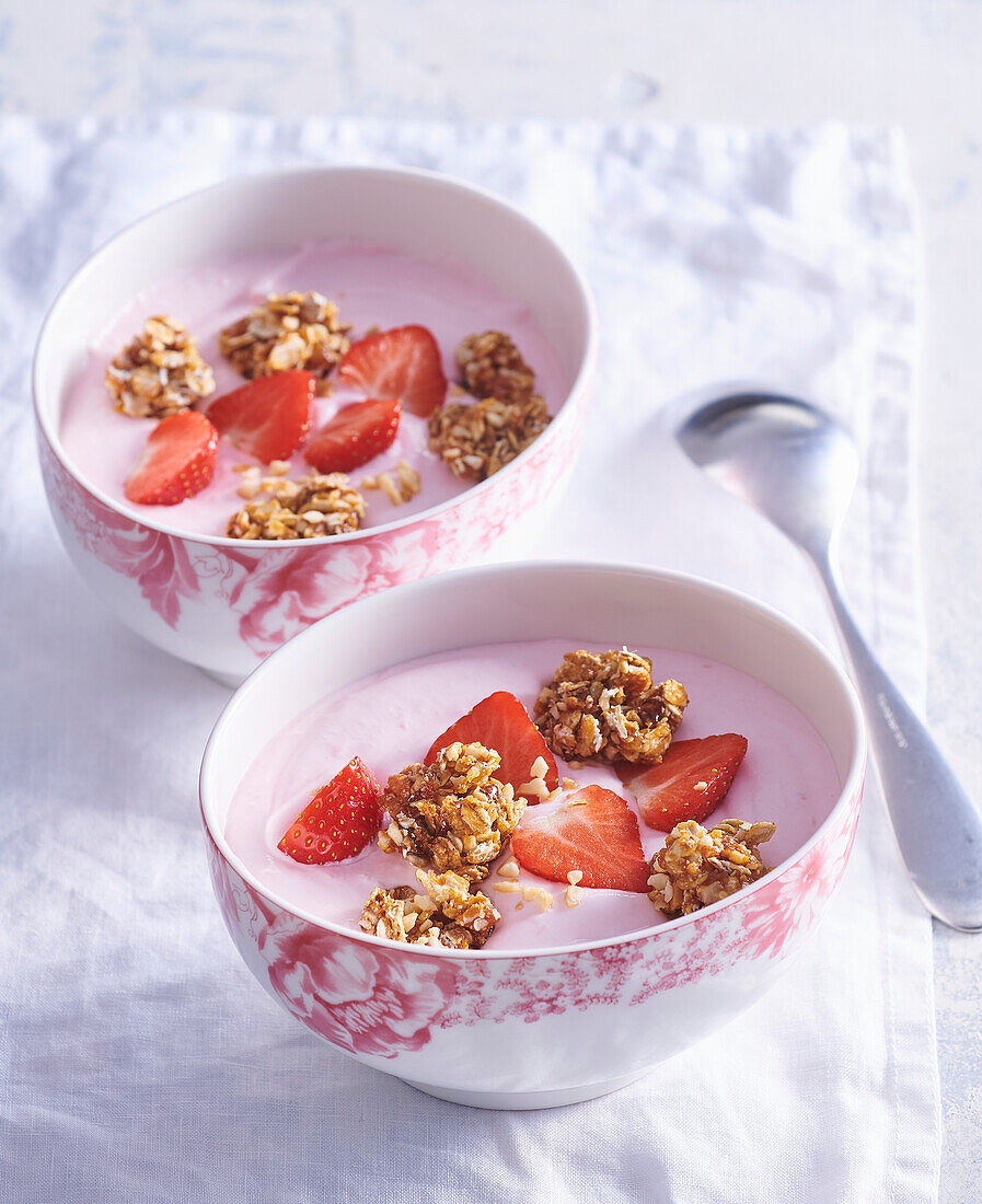 Strawberry smoothie bowl with granola