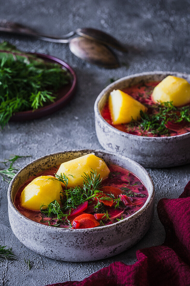 Beetroot soup with potatoes and dill