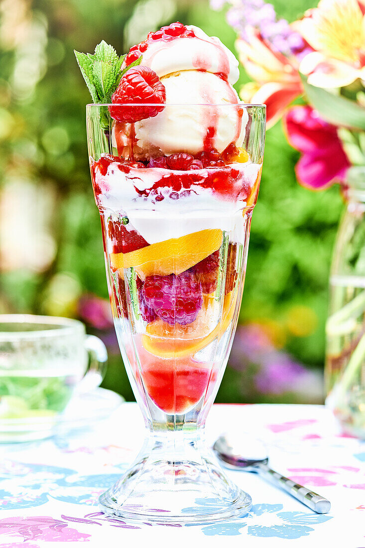 Peach melba sundae