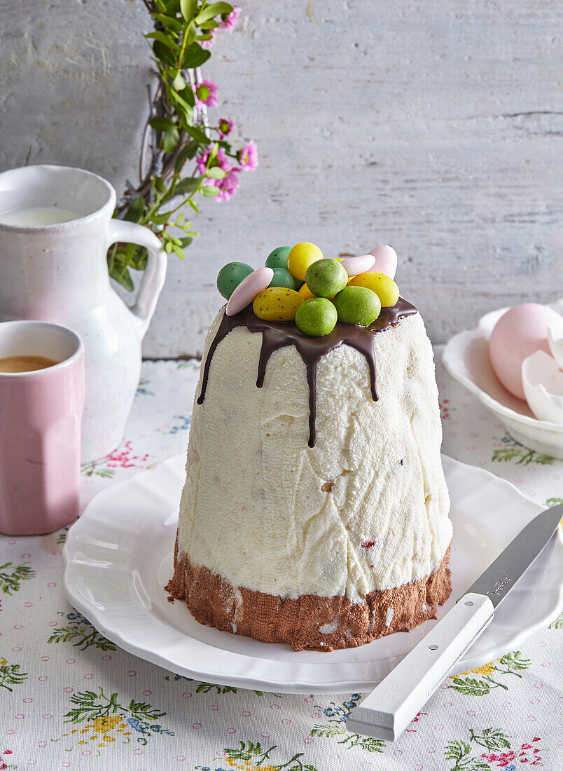 Pascha mit kandierten Früchten