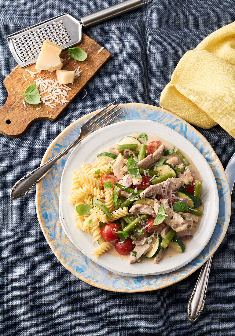 Italienisches Putengeschnetzeltes mit Fusilli