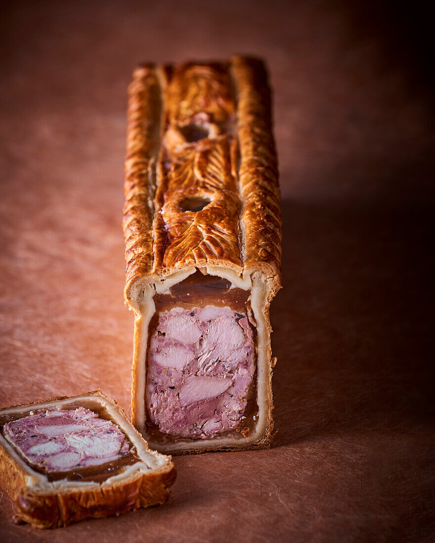 Schweineleberpastete, angeschnitten