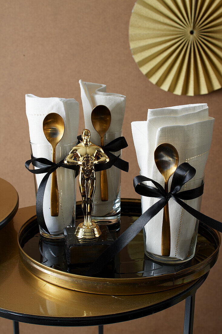 Napkins, spoons and Oscar - decoration for Movie Night