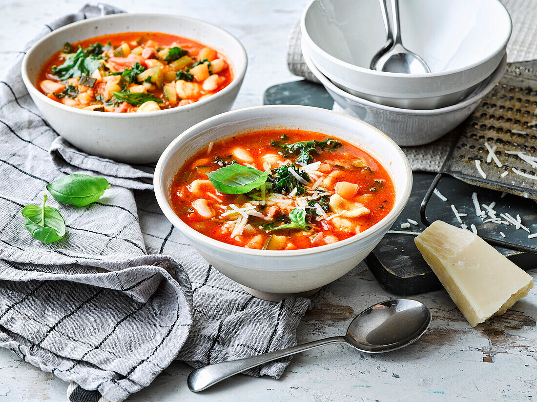 Classic minestrone soup