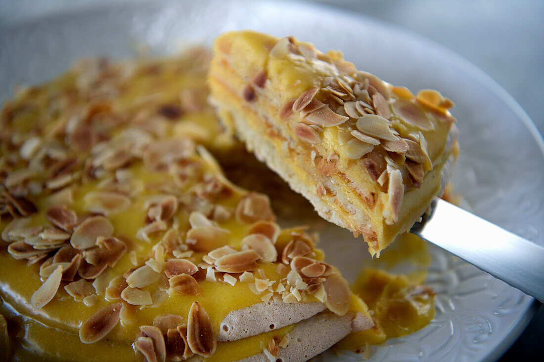 Cake filled with buttercream and almonds