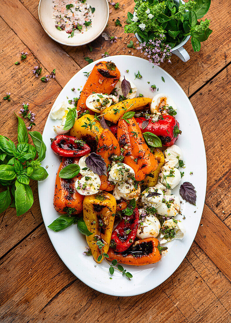 Grilled mini peppers with burrata