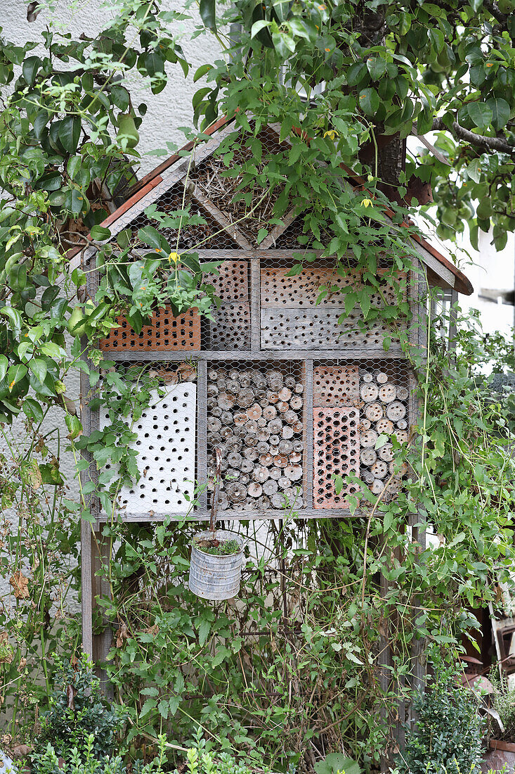 Insect hotel