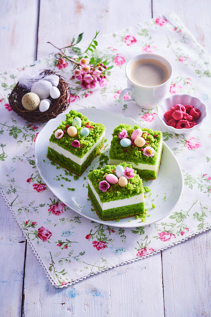 Easter spinach cake bars