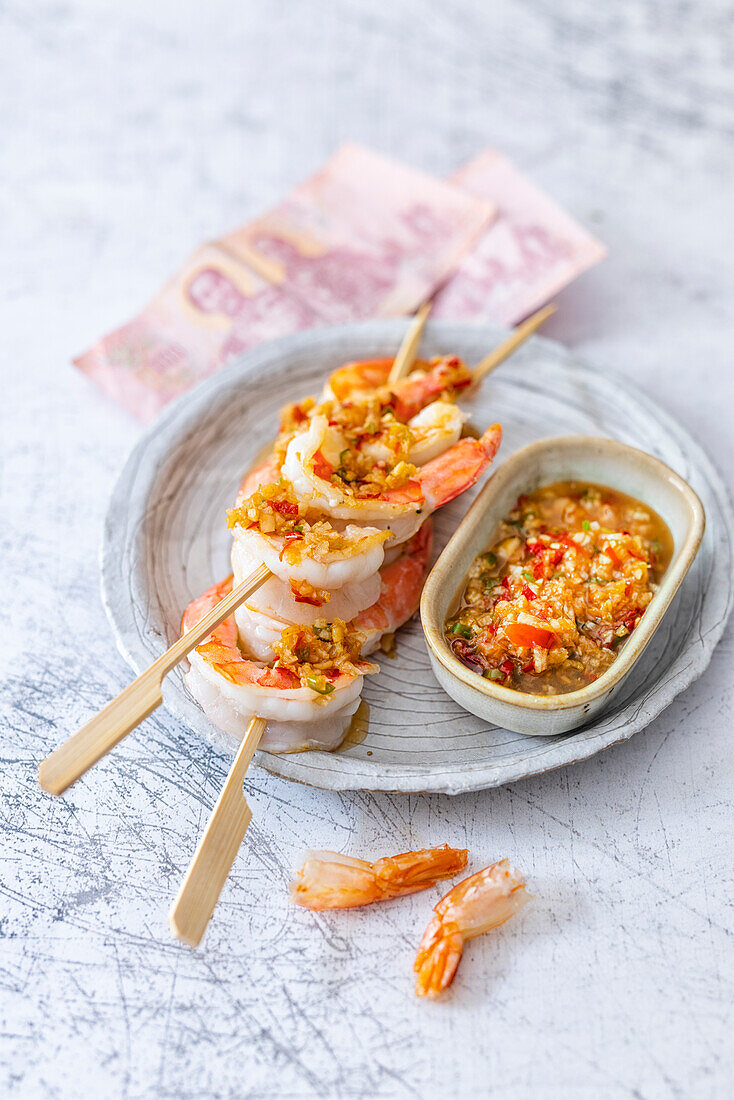 Shrimp skewers with dip (Thailand)