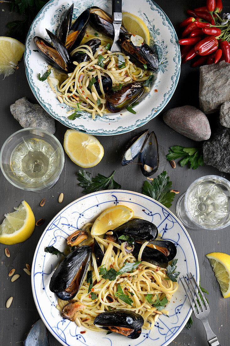 Pasta with mussels