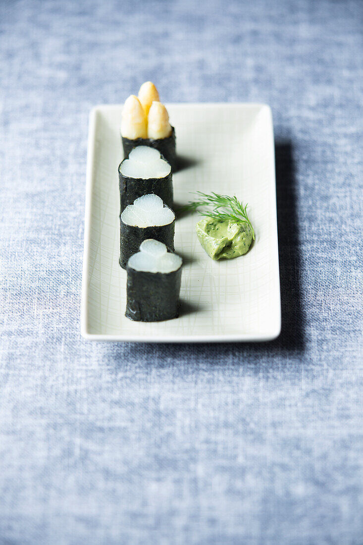 Vegane Spargel-Nori