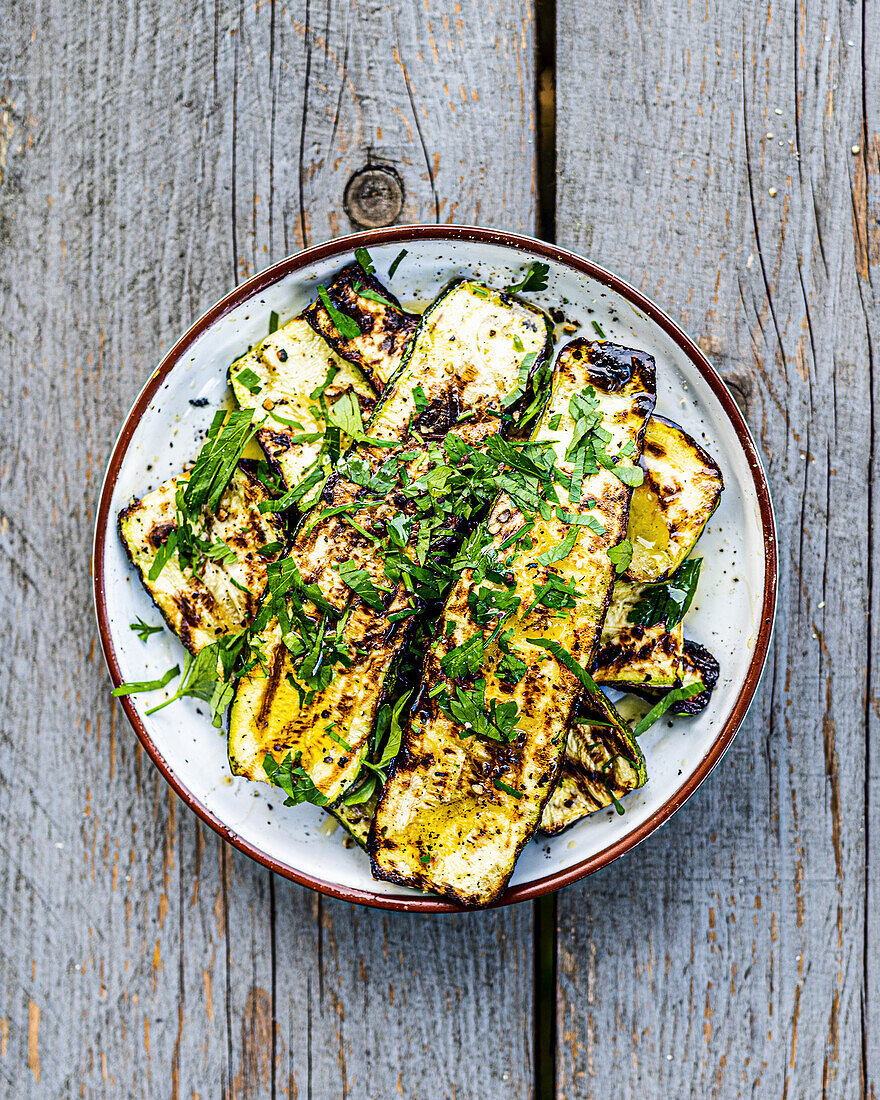 Grilled zucchini with herbs