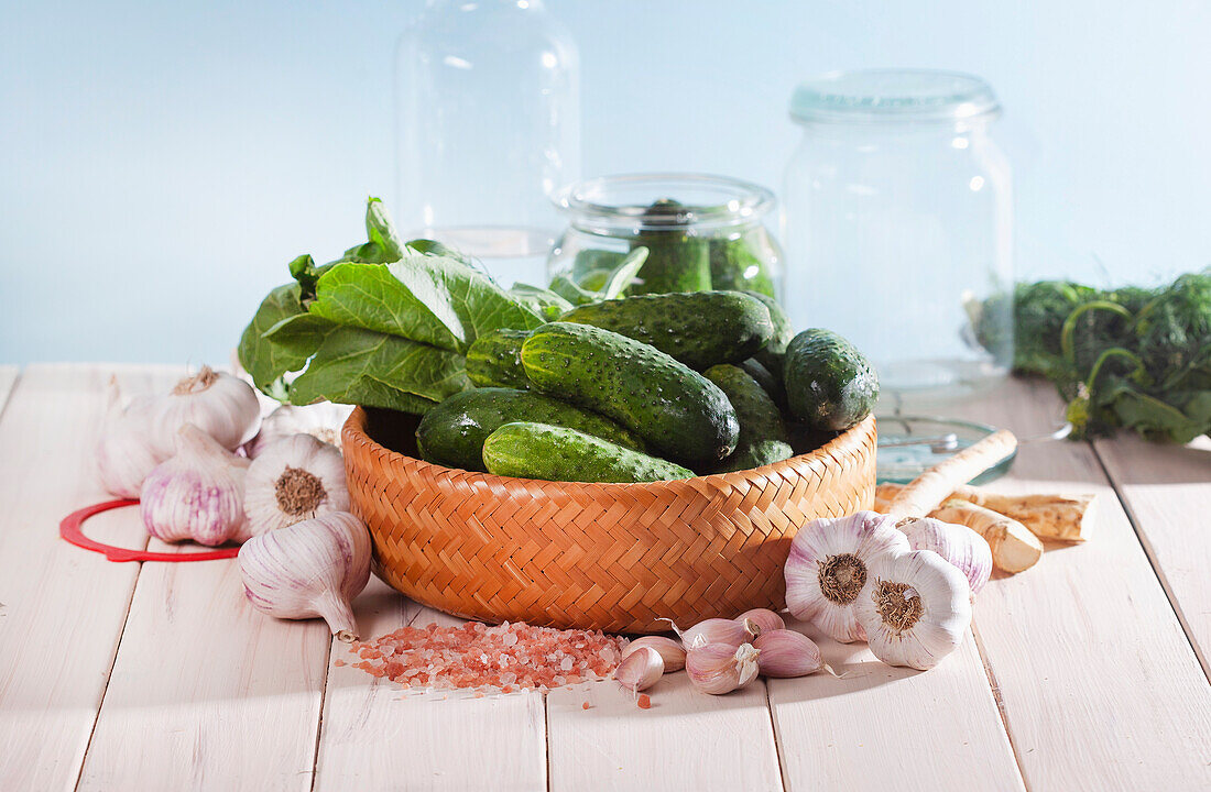 Polish garden cucumbers for pickling