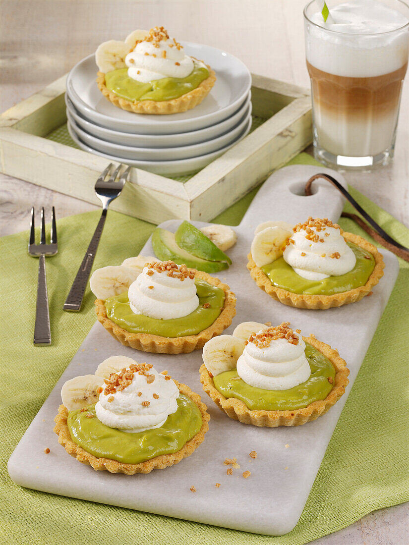 Avocado banana tartlet