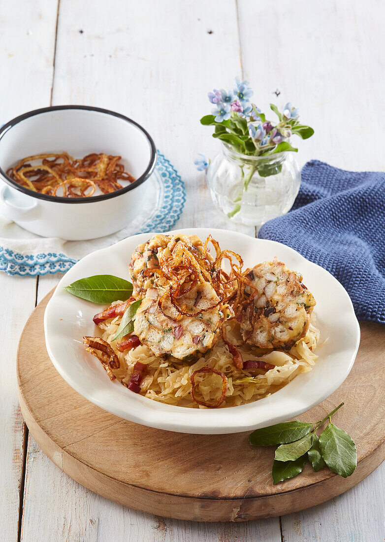 Bacon dumplings with smoked pork and crispy onion