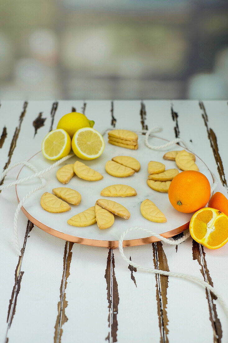 Orange and lemon biscuits