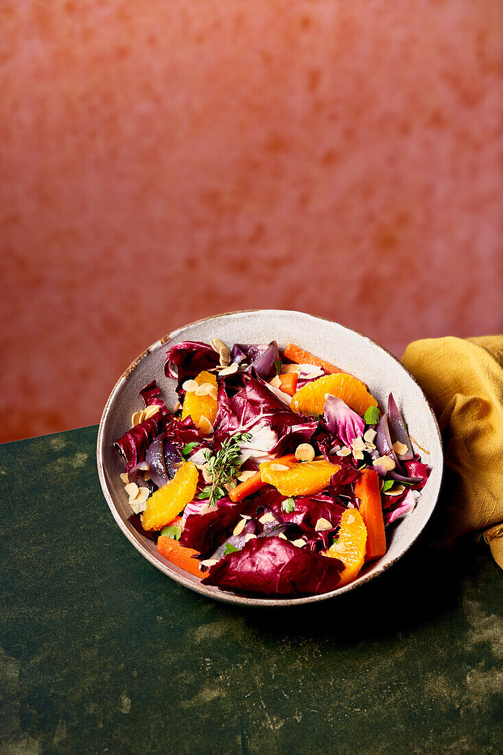 Radicchio salad with caramelized carrots, onlions and oranges