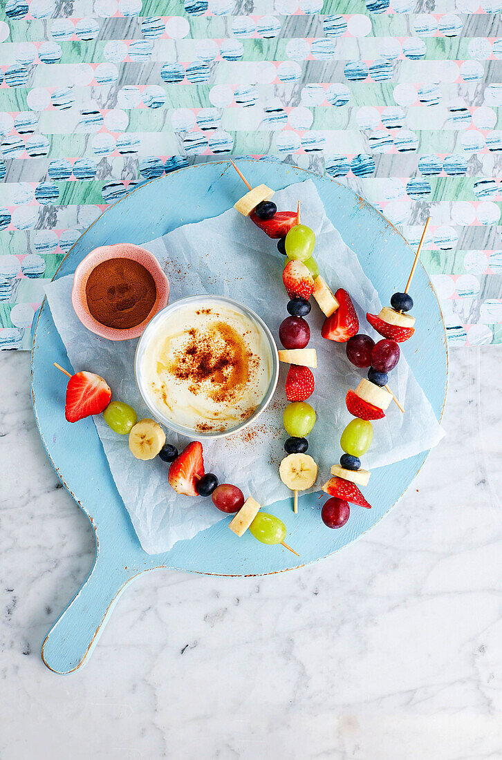 Obstspieße mit Dip