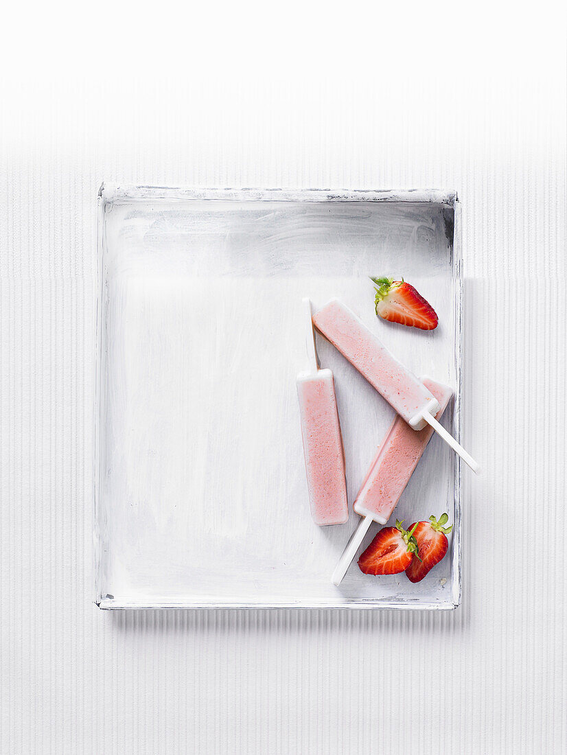 Strawberries and cream popcicles