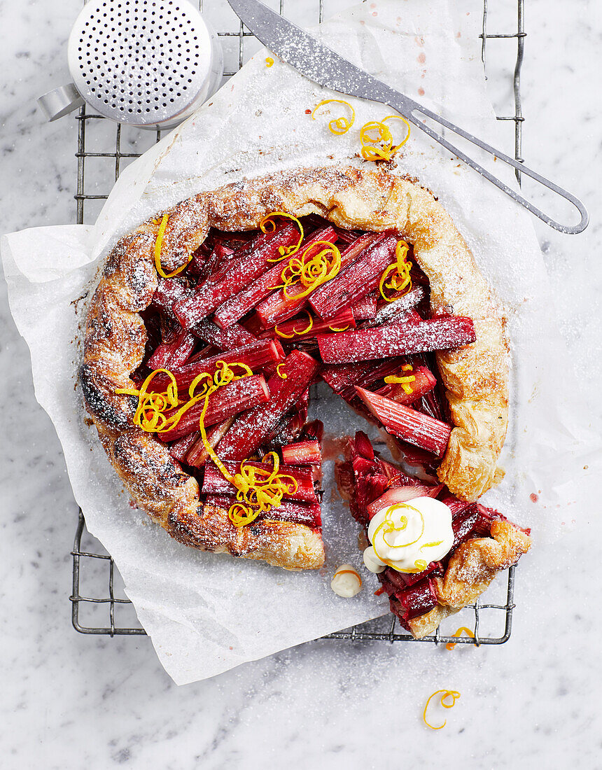 Rhubarb galette (Air fryer)