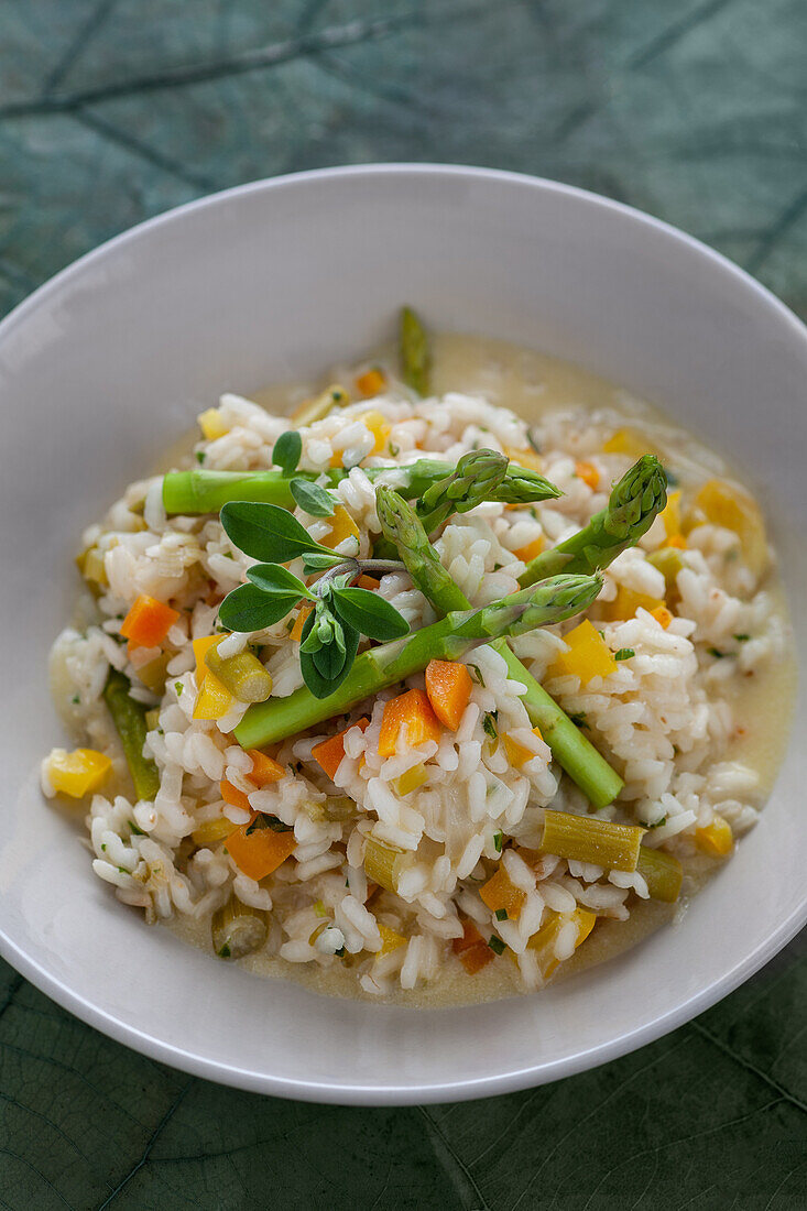 Risotto with green asparagus and vegetables