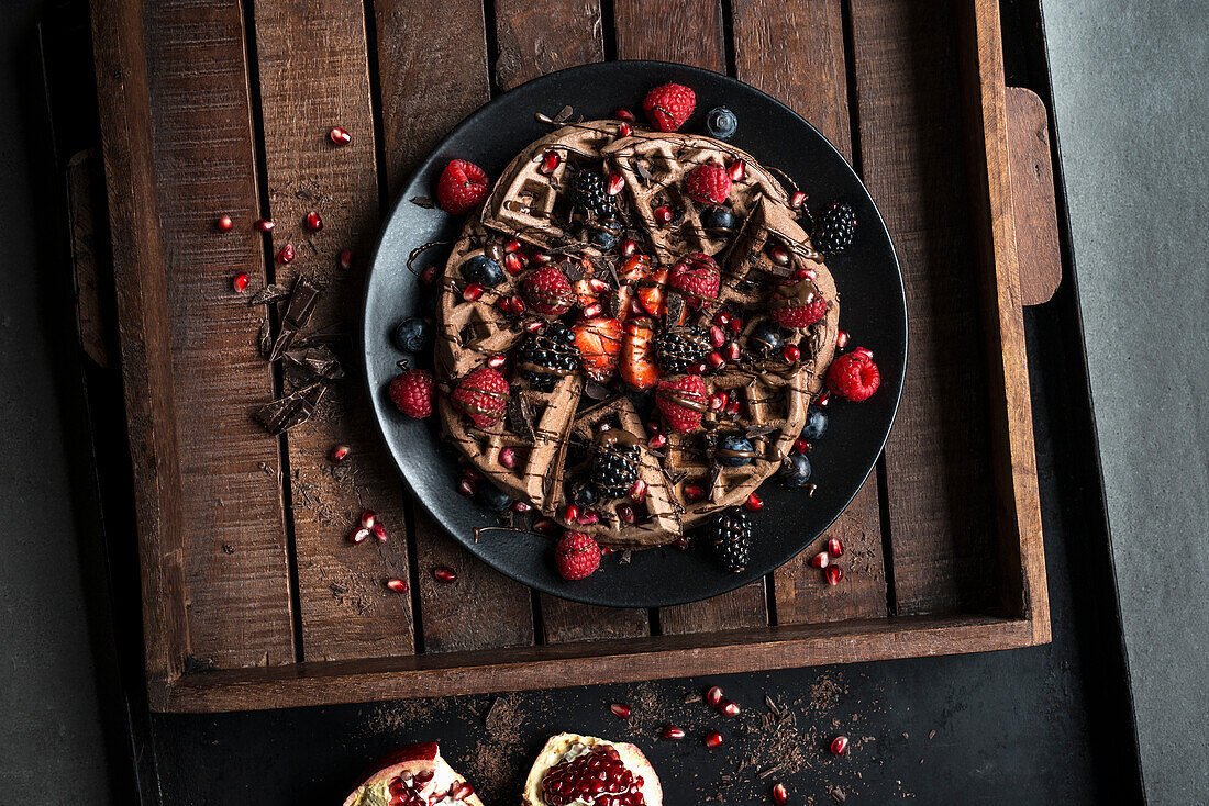 Schokowaffeln mit Beeren