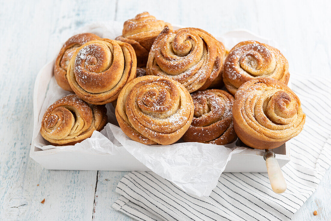 Vegan cruffins (mixture of croissant and muffin) with cinnamon and saffron