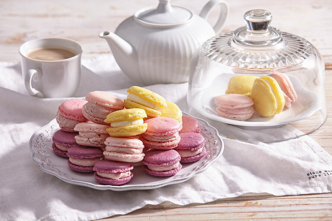 Fruit flavored macarons