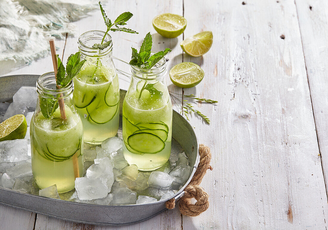 Cucumber lemonade with lime