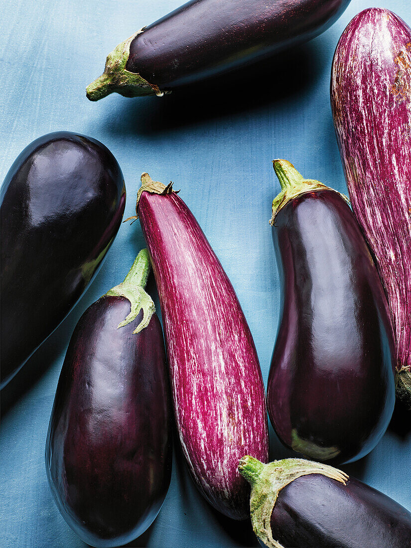 Fresh aubergines